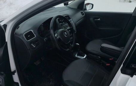 Volkswagen Polo VI (EU Market), 2017 год, 1 050 000 рублей, 5 фотография