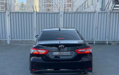 Toyota Camry, 2022 год, 3 350 000 рублей, 7 фотография