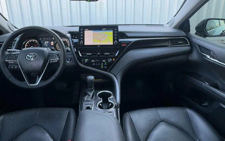 Toyota Camry, 2022 год, 3 350 000 рублей, 11 фотография