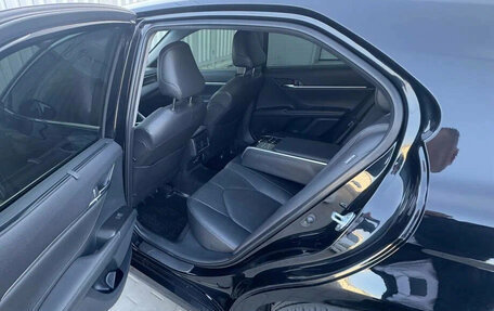 Toyota Camry, 2022 год, 3 350 000 рублей, 26 фотография