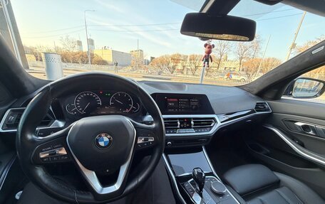 BMW 3 серия, 2019 год, 2 990 000 рублей, 12 фотография