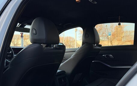 BMW 3 серия, 2019 год, 2 990 000 рублей, 22 фотография