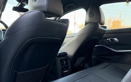 BMW 3 серия, 2019 год, 2 990 000 рублей, 24 фотография