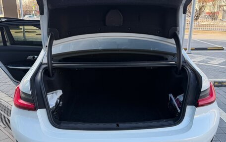 BMW 3 серия, 2019 год, 2 990 000 рублей, 28 фотография