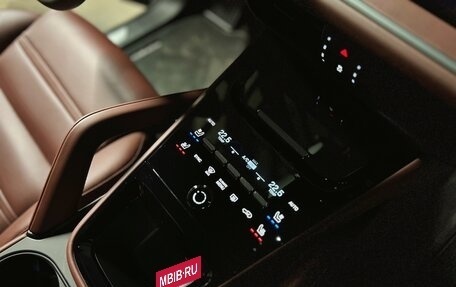 Porsche Cayenne III, 2025 год, 17 900 000 рублей, 20 фотография