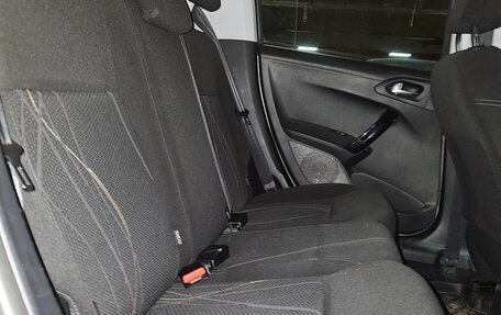 Peugeot 208 II, 2013 год, 550 000 рублей, 15 фотография