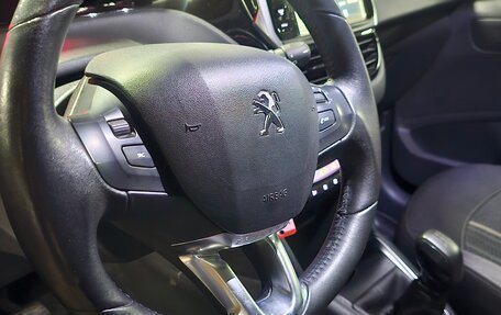 Peugeot 208 II, 2013 год, 550 000 рублей, 24 фотография