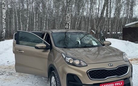 KIA Sportage IV рестайлинг, 2019 год, 2 220 000 рублей, 3 фотография