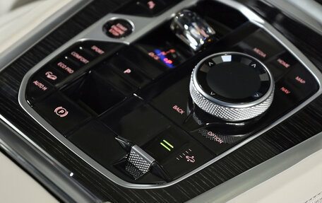 BMW X6, 2025 год, 15 300 000 рублей, 24 фотография