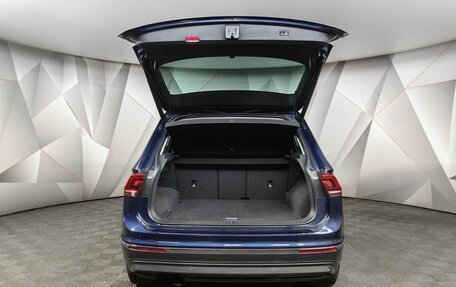 Volkswagen Tiguan II, 2017 год, 2 083 000 рублей, 12 фотография