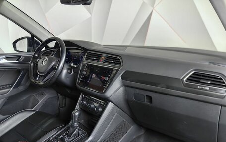 Volkswagen Tiguan II, 2017 год, 2 083 000 рублей, 13 фотография