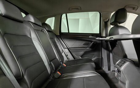 Volkswagen Tiguan II, 2017 год, 2 083 000 рублей, 16 фотография