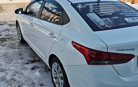 Hyundai Solaris II рестайлинг, 2017 год, 980 000 рублей, 3 фотография