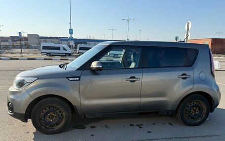 KIA Soul II рестайлинг, 2017 год, 1 150 000 рублей, 3 фотография