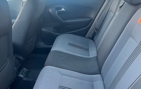 Volkswagen Polo VI (EU Market), 2016 год, 900 000 рублей, 14 фотография