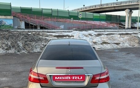 Mercedes-Benz E-Класс, 2010 год, 1 480 000 рублей, 3 фотография