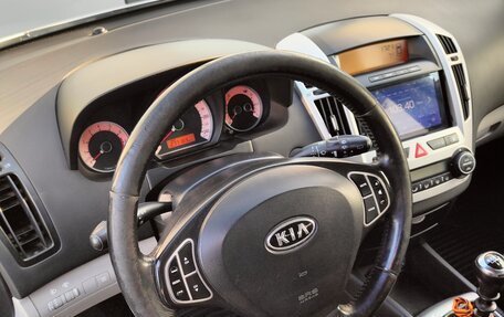 KIA cee'd I рестайлинг, 2009 год, 700 000 рублей, 8 фотография