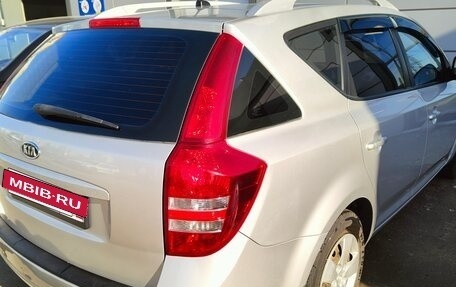 KIA cee'd I рестайлинг, 2009 год, 700 000 рублей, 25 фотография