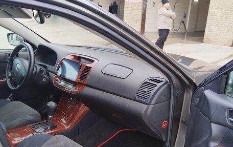 Toyota Camry V40, 2005 год, 550 000 рублей, 8 фотография