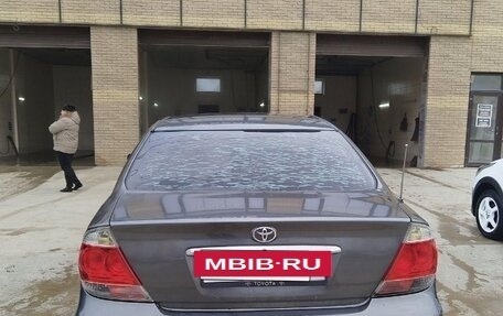 Toyota Camry V40, 2005 год, 550 000 рублей, 4 фотография