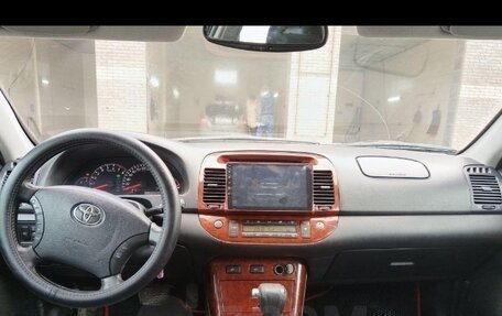 Toyota Camry V40, 2005 год, 550 000 рублей, 14 фотография