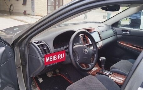 Toyota Camry V40, 2005 год, 550 000 рублей, 12 фотография