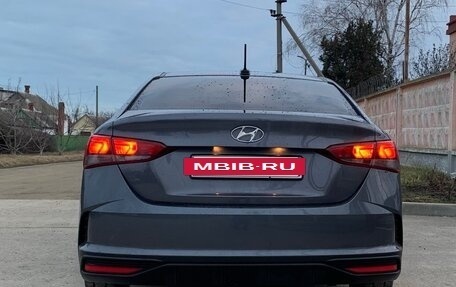 Hyundai Solaris II рестайлинг, 2022 год, 1 650 000 рублей, 16 фотография