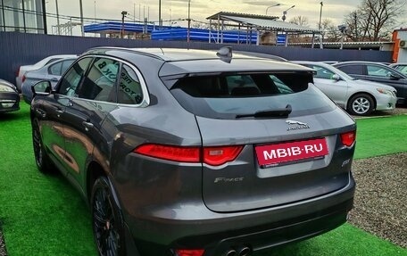 Jaguar F-Pace, 2016 год, 2 550 000 рублей, 9 фотография