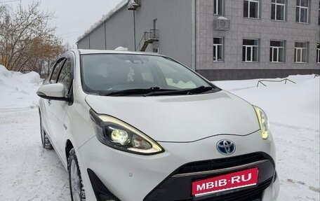 Toyota Aqua I, 2018 год, 1 300 000 рублей, 1 фотография