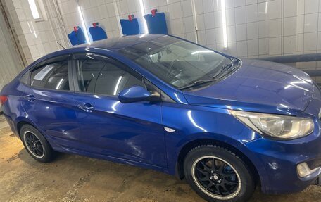 Hyundai Solaris II рестайлинг, 2011 год, 490 000 рублей, 10 фотография