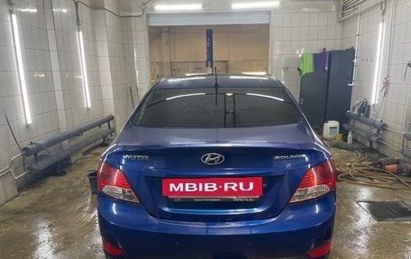 Hyundai Solaris II рестайлинг, 2011 год, 490 000 рублей, 8 фотография