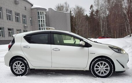 Toyota Aqua I, 2018 год, 1 300 000 рублей, 2 фотография