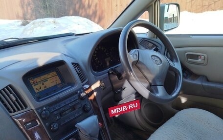 Toyota Harrier, 1998 год, 650 000 рублей, 8 фотография