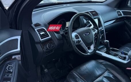 Ford Explorer VI, 2013 год, 9 фотография