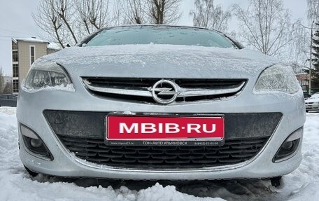 Opel Astra J, 2011 год, 499 999 рублей, 1 фотография