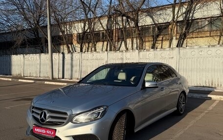 Mercedes-Benz E-Класс, 2013 год, 2 200 000 рублей, 1 фотография