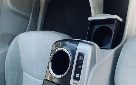 Toyota Prius Alpha I (ZVW40/41), 2012 год, 1 250 000 рублей, 9 фотография