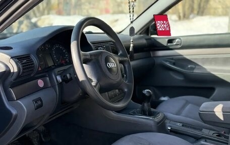 Audi A4, 2000 год, 600 000 рублей, 16 фотография