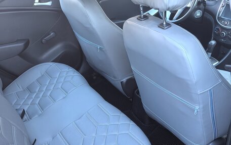 Hyundai Solaris II рестайлинг, 2013 год, 850 000 рублей, 4 фотография