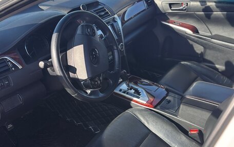 Toyota Camry, 2012 год, 1 349 000 рублей, 6 фотография