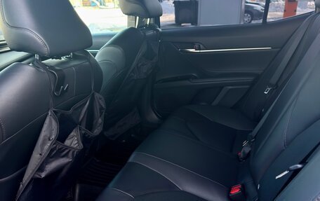 Toyota Camry, 2019 год, 2 700 000 рублей, 10 фотография