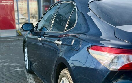 Toyota Camry, 2019 год, 2 700 000 рублей, 6 фотография