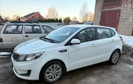 KIA Rio III рестайлинг, 2013 год, 799 000 рублей, 2 фотография