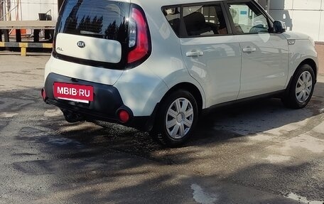 KIA Soul II рестайлинг, 2015 год, 1 111 000 рублей, 6 фотография