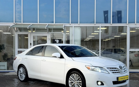 Toyota Camry, 2010 год, 1 180 000 рублей, 2 фотография