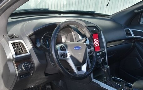 Ford Explorer VI, 2011 год, 1 649 999 рублей, 13 фотография