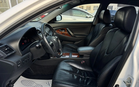 Toyota Camry, 2010 год, 1 180 000 рублей, 6 фотография