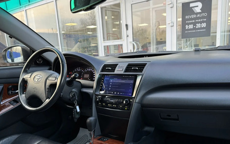 Toyota Camry, 2010 год, 1 180 000 рублей, 10 фотография