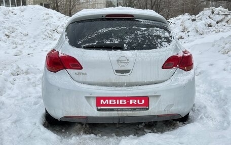 Opel Astra J, 2011 год, 499 999 рублей, 8 фотография