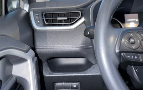 Toyota RAV4, 2022 год, 2 500 000 рублей, 13 фотография